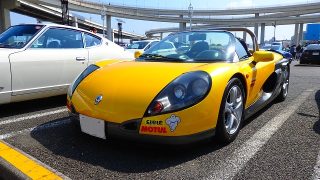 Renault-Sport-Spider-front-