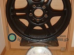 POTENZA RW006 16inch 7J +48mm 114.3mm-5H 重量計測画像