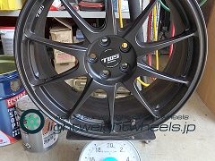 TWS RS317 18inch8J+45mmPCD100mm-5H 重量計測画像