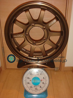 RAYS A●LAP-J 16inch5.5J+20mm139.7mm-5H重量計測画像