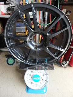 DIREZZA RSC 16inch7J+43mm114.3mm-5H重量計測画像