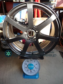 ENKEI PF07 19inch8J+45mm112mm-5H重量計測画像