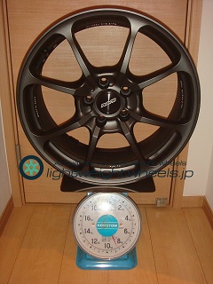 RAYS NE24 18inch8J+45mm112mm-5H重量計測画像