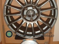 OZ SUPER TURISMO LM 17inch7.5J+50mm112mm-5H重量計測画像