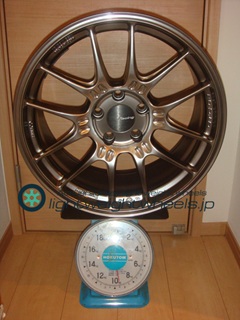 ENKEI GTC02 18inch9J+42mm114.3mm-5H重量計測画像