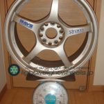 Gramlights57F18inch7.5J+40mm114.3mm-5H重量計測画像