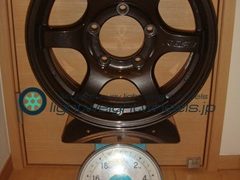 RAYS GL 57DR-X 16inch5.5J+20mm139.7mm-5H重量計測画像